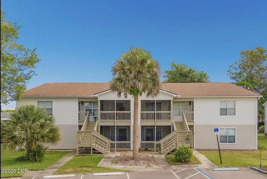 1600 Big Tree Road, Daytona Beach