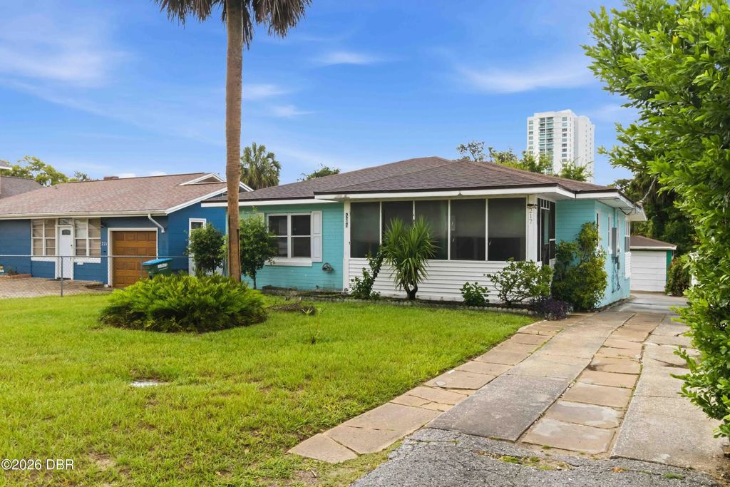 217 Daytona Avenue, Daytona Beach