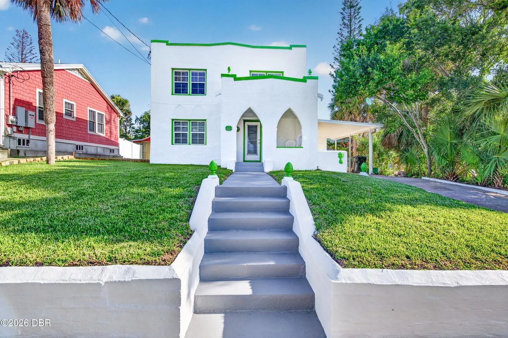 335 Hillside Avenue, Daytona Beach