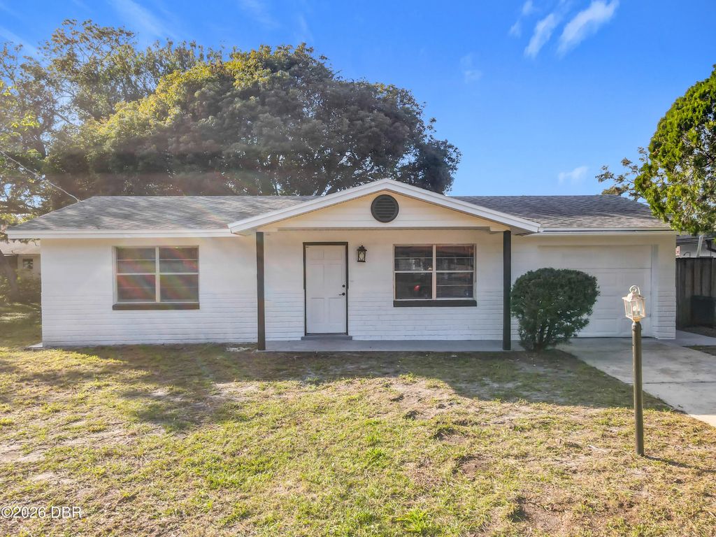 1003 2nd Street, Port Orange