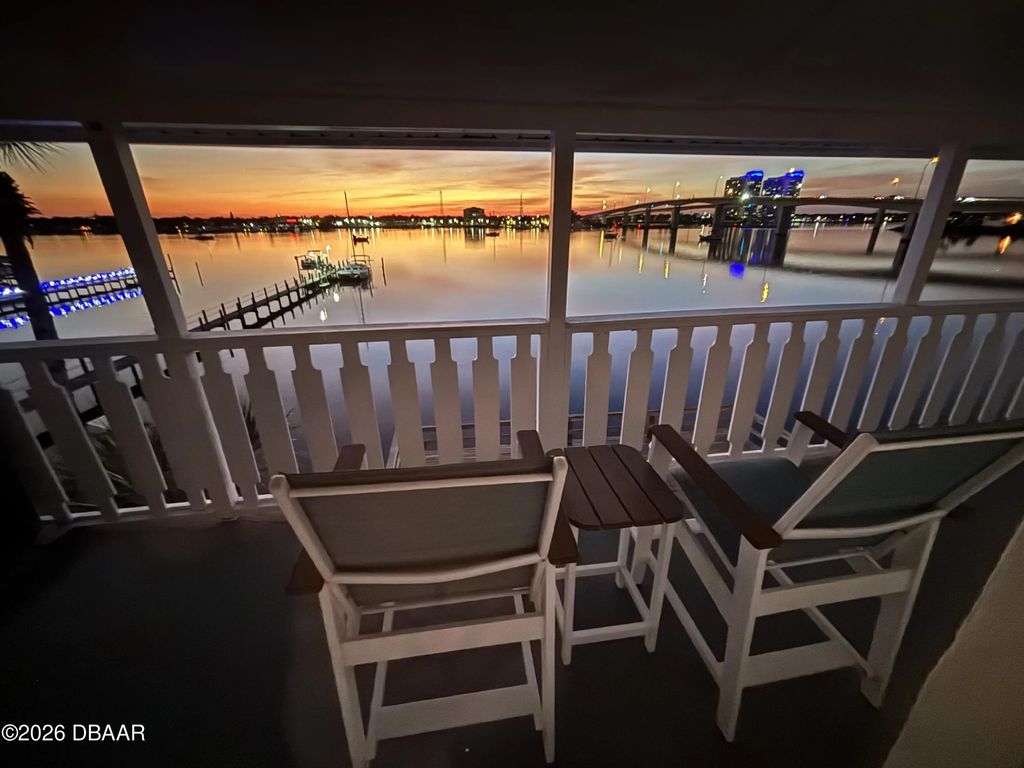 405 N Halifax Avenue, Daytona Beach