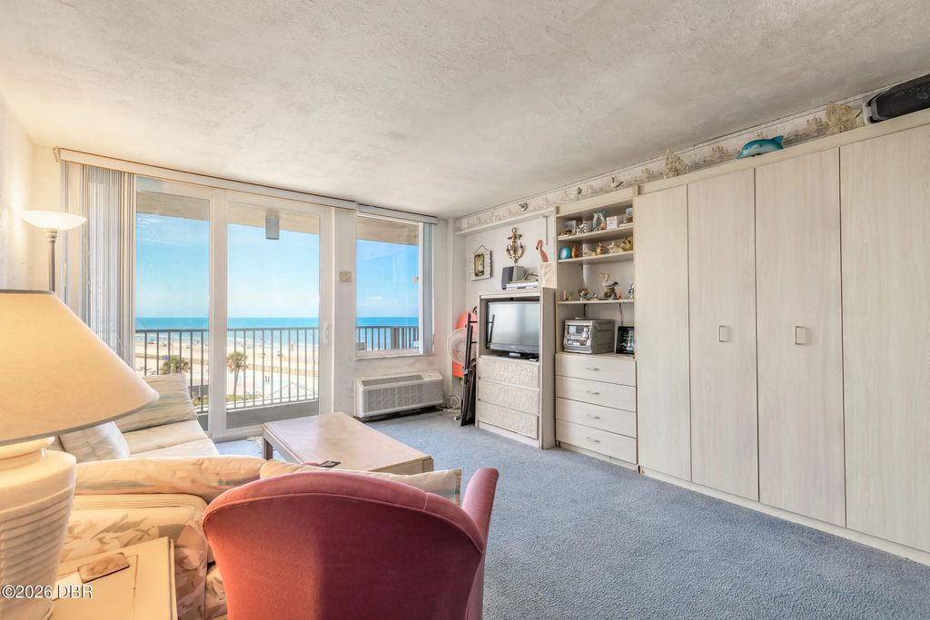 701 S Atlantic Avenue, Daytona Beach