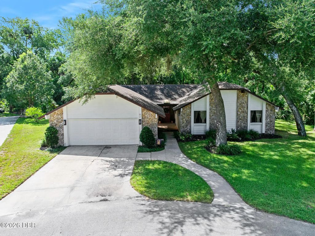 92 Ridge Field Place, Ormond Beach