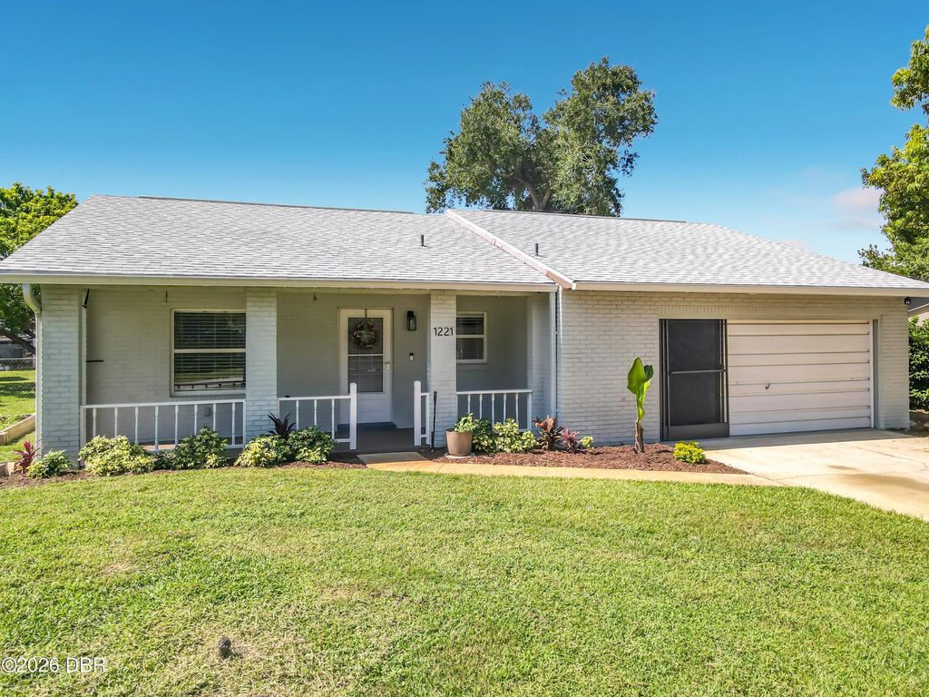 1221 Pagano Court, Port Orange