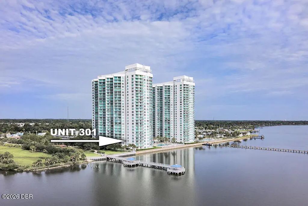 231 Riverside Drive, Holly Hill