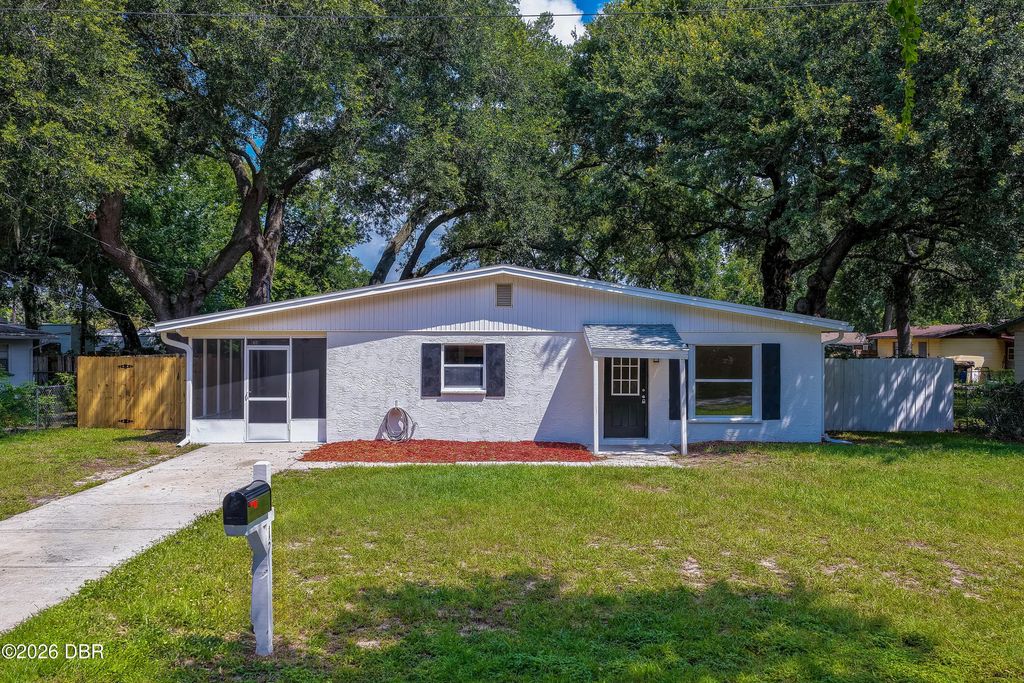 1220 Leon Lane, Daytona Beach