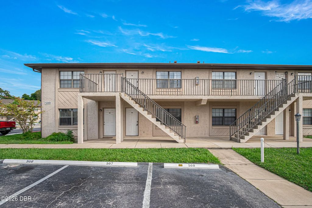 1290 9th Street, Daytona Beach