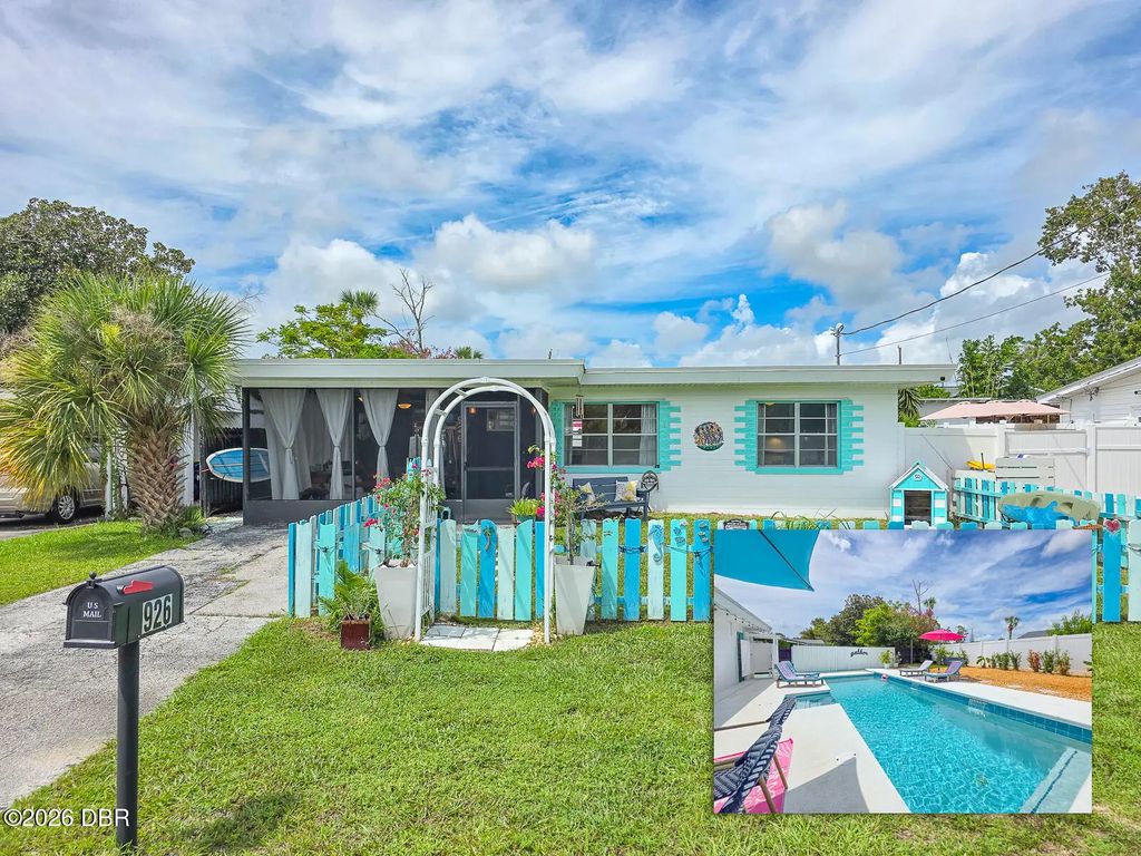 926 Fernald Street, Edgewater