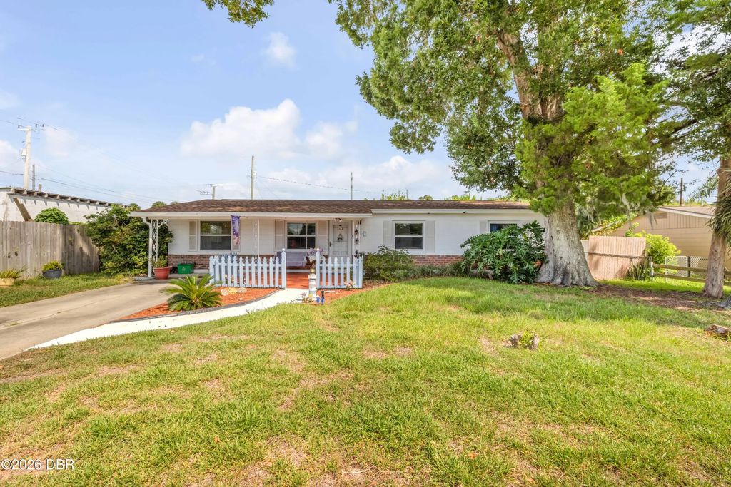 1160 Pineview Drive, Daytona Beach