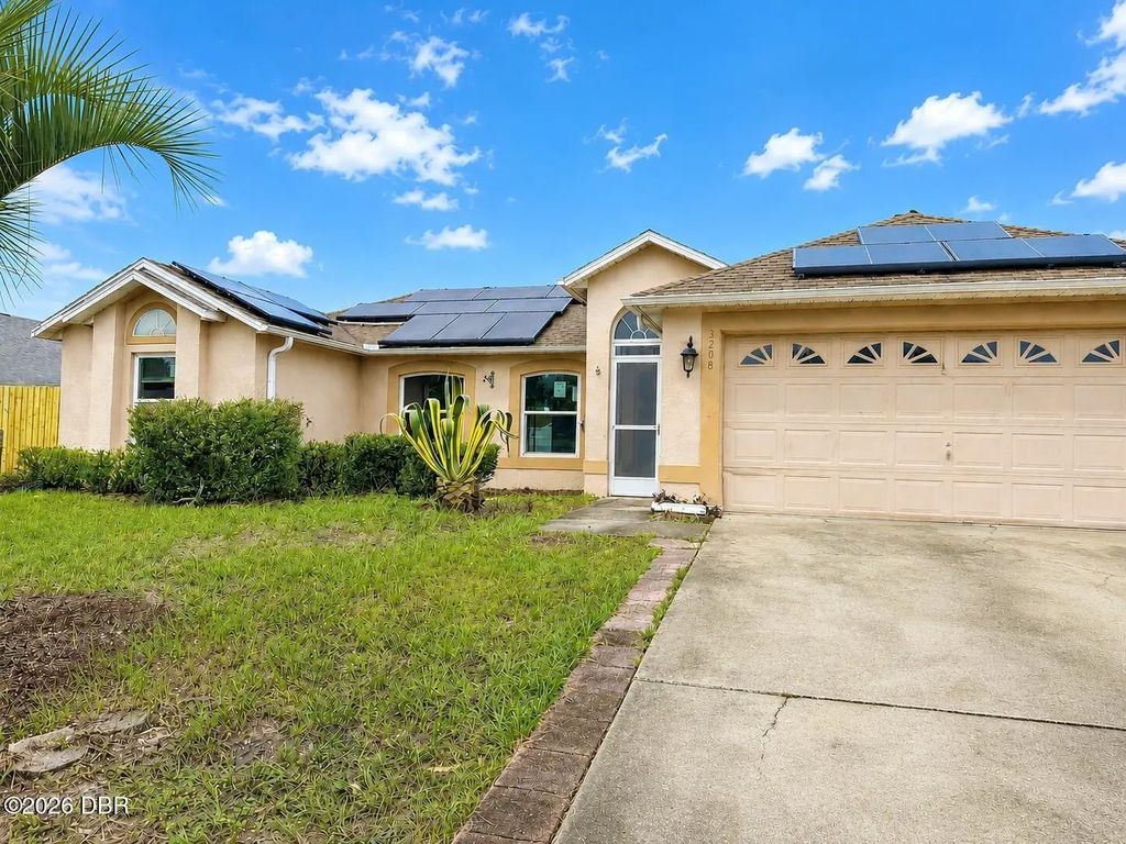 3208 Kings Ridge Terrace, Deltona