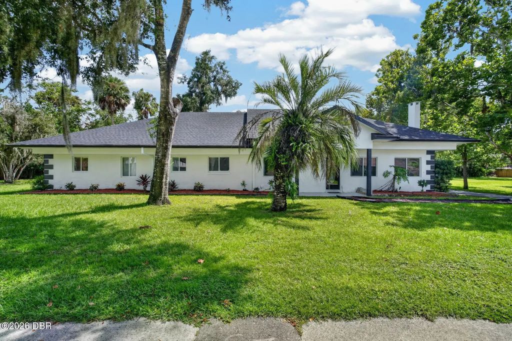 730 W University Avenue, DeLand