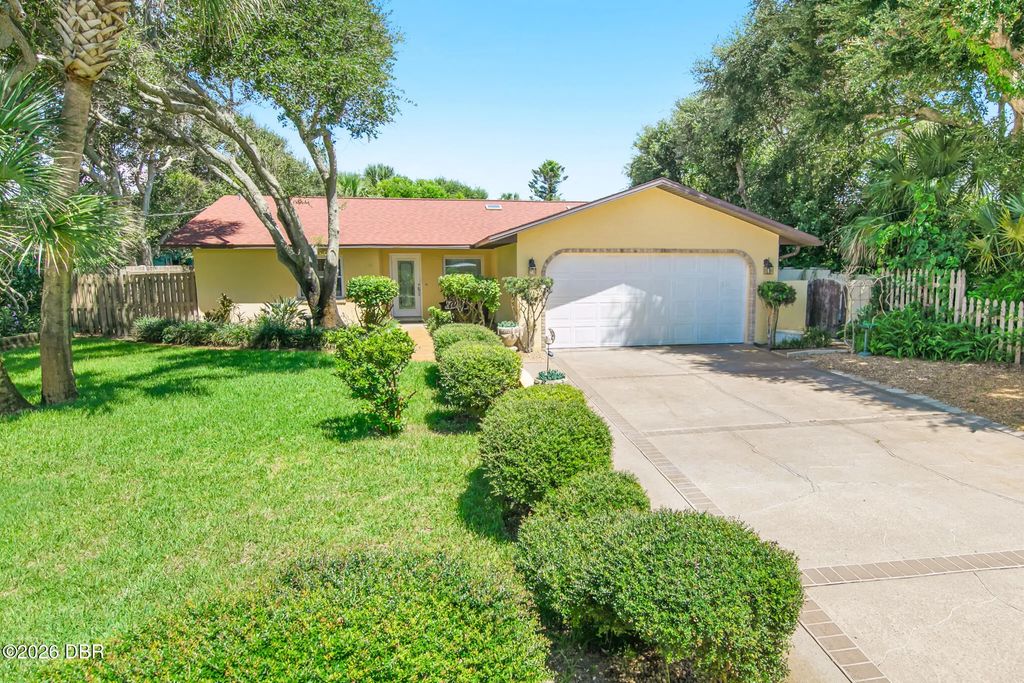 66 Beverly Hills Avenue, Ponce Inlet