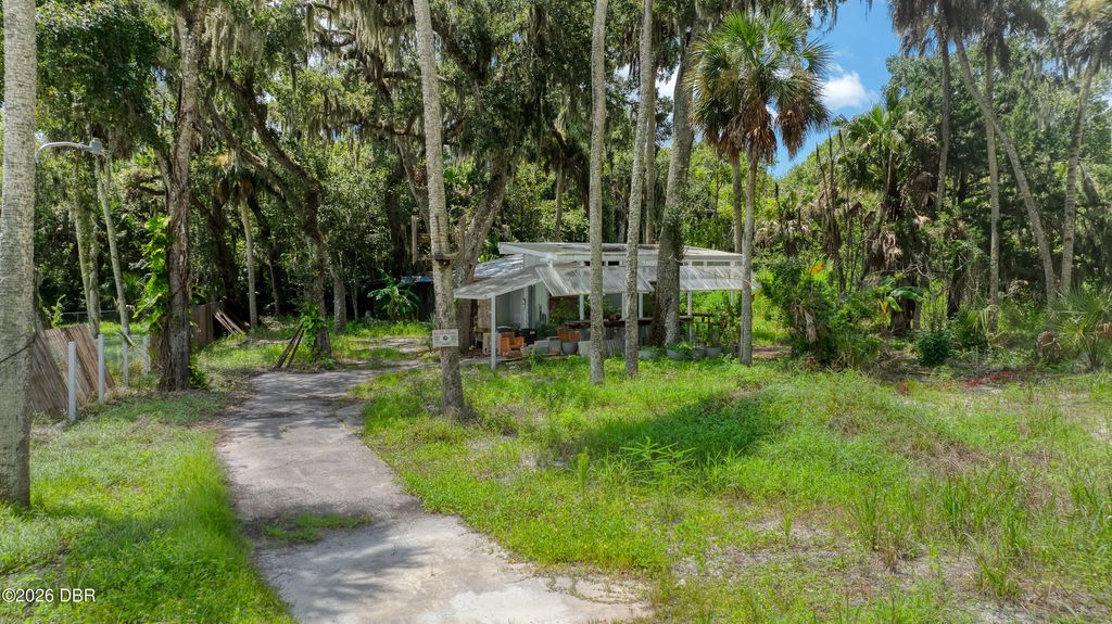 1922 Enterprise Avenue, New Smyrna Beach