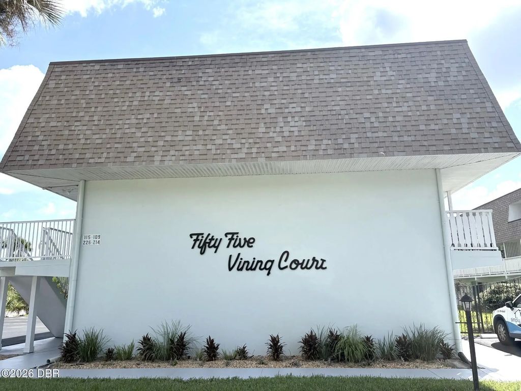 55 Vining Court, Ormond Beach