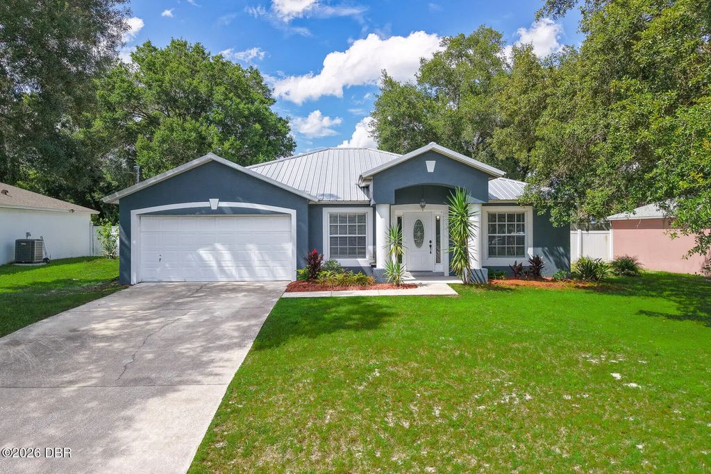 1031 E Walts Avenue, DeLand