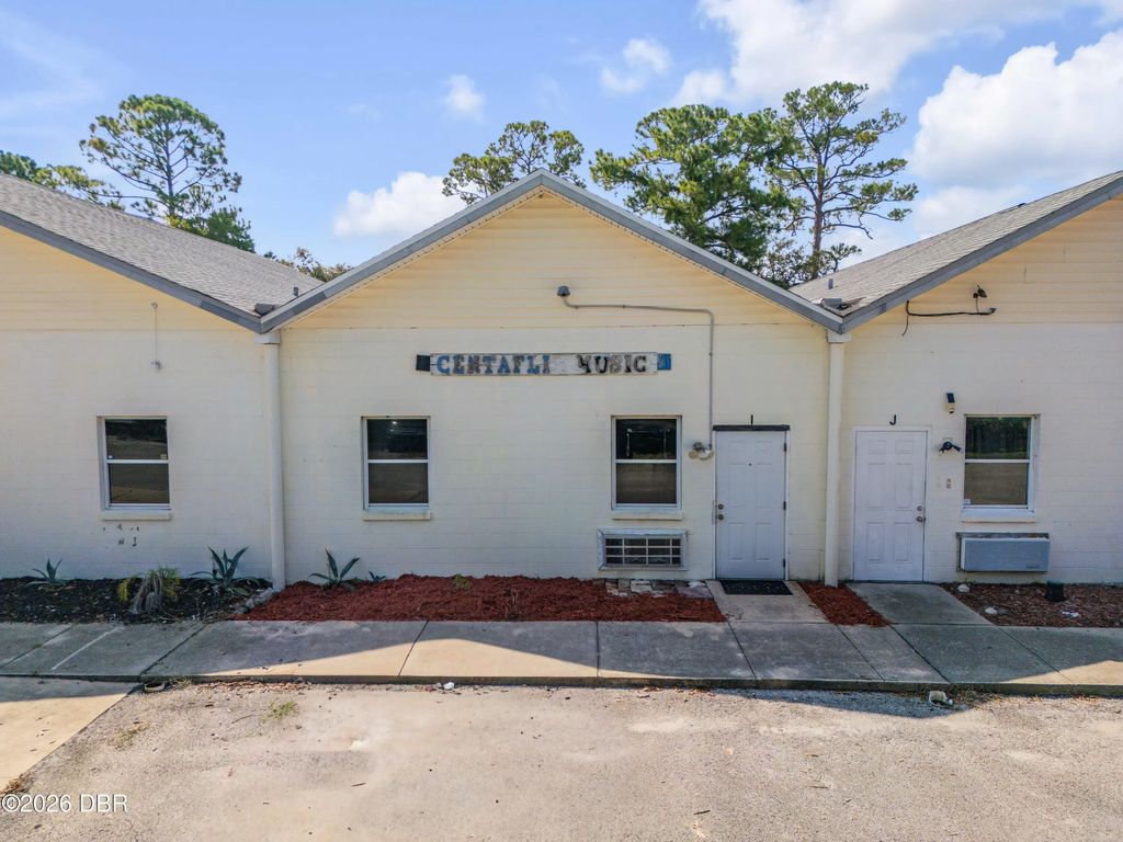 555 8th Street, Holly Hill