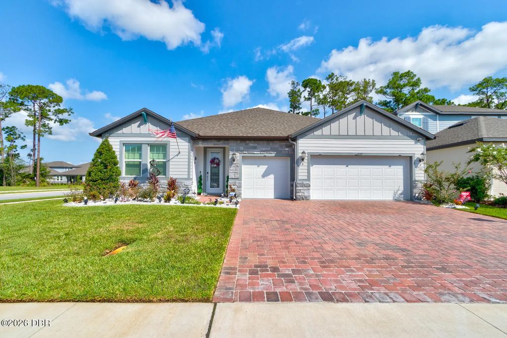 2137 Divot Drive, Daytona Beach