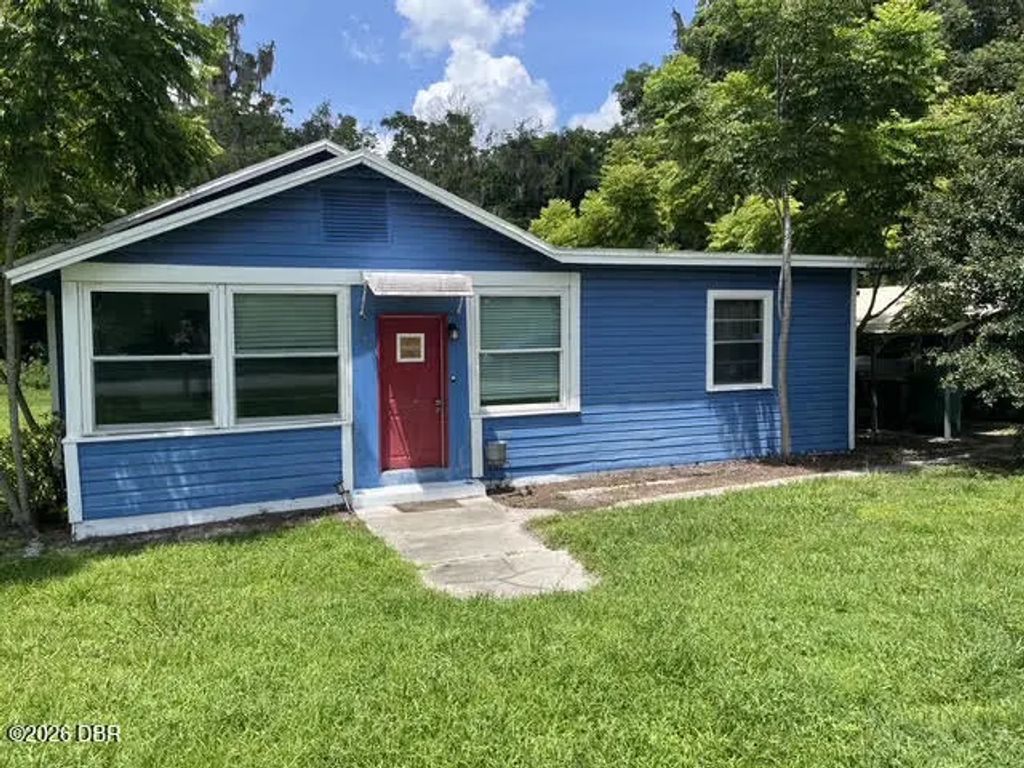 242 S Kentucky Avenue, DeLand
