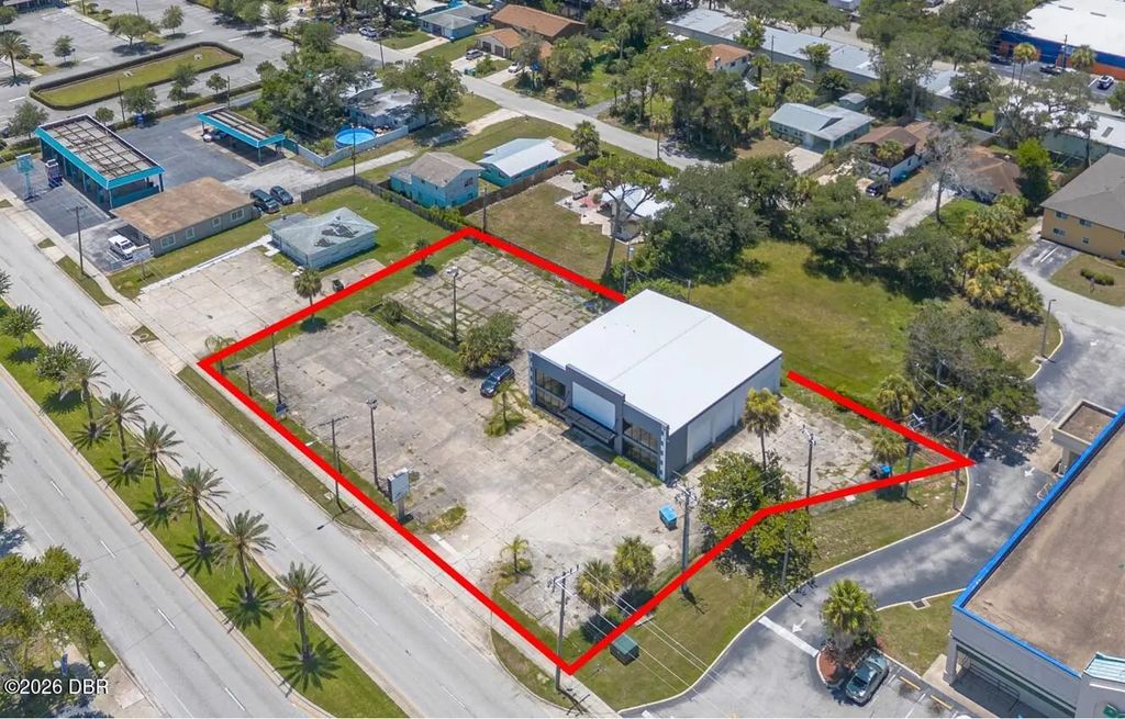 1524 Ridgewood Avenue, Holly Hill