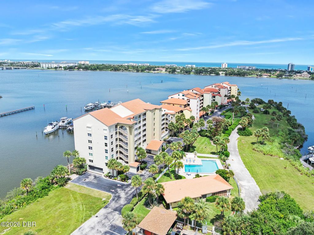 544 Marina Point Drive, Daytona Beach