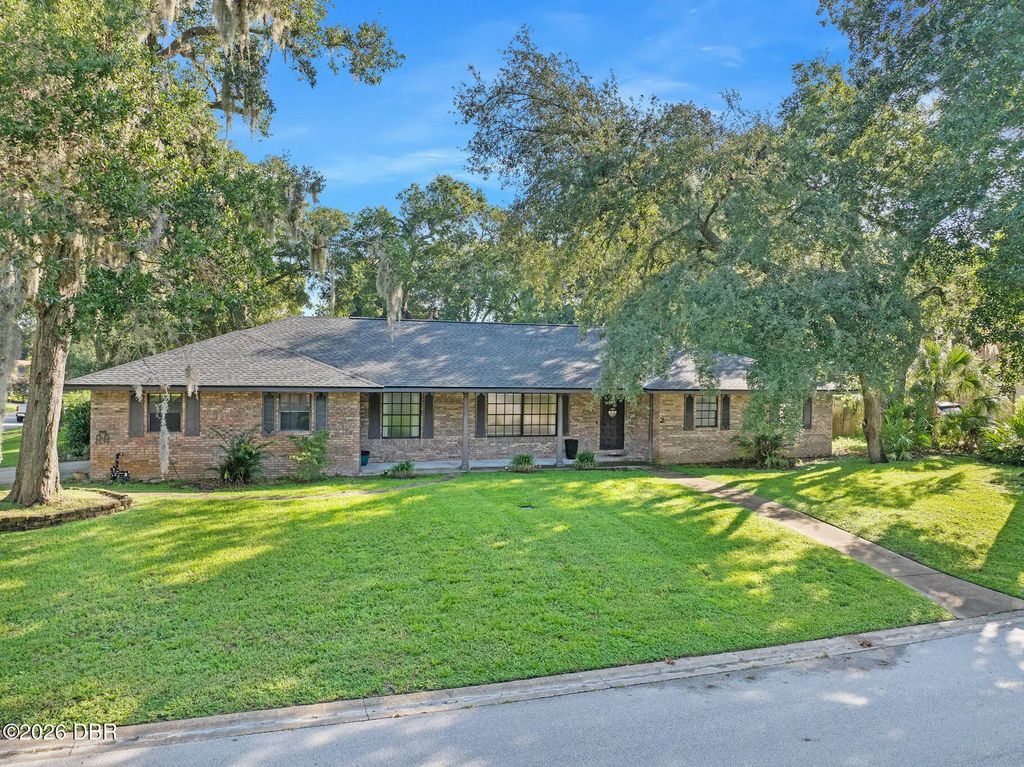2 Eagle Drive, Ormond Beach