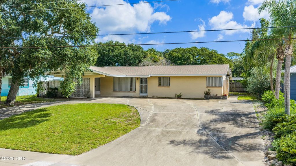 2005 Saxon Drive, New Smyrna Beach
