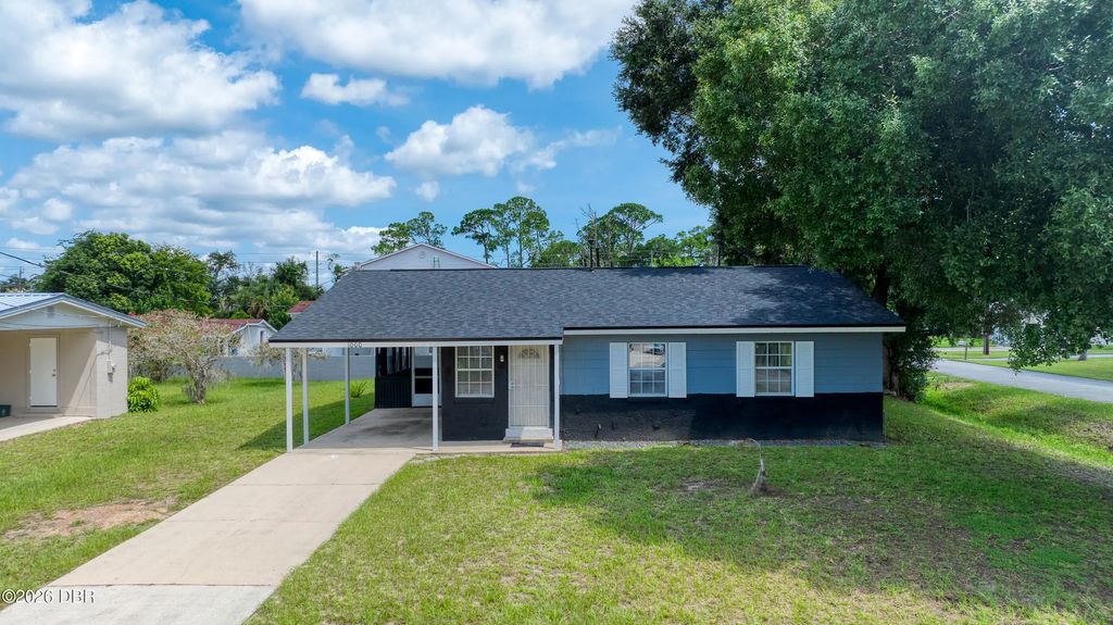 1000 Wilkins Street, New Smyrna Beach