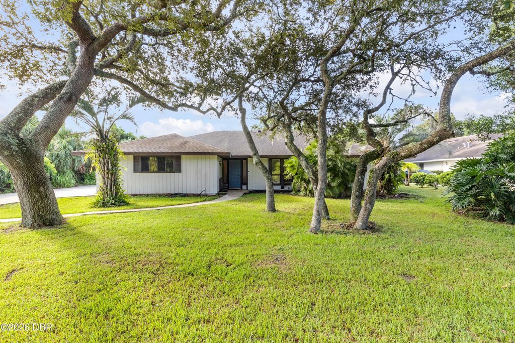 530 Club House Boulevard, New Smyrna Beach
