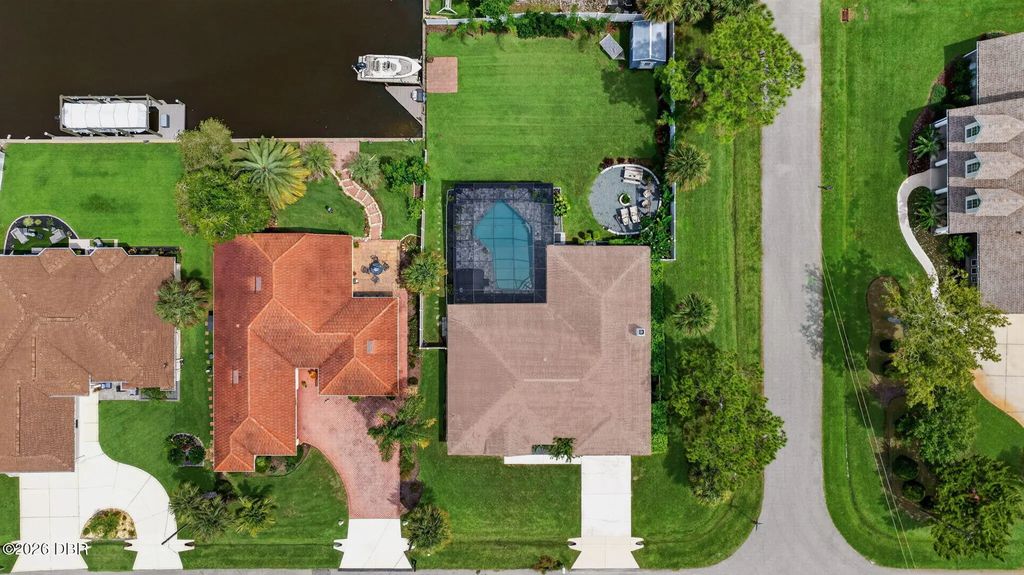 16 Cherrytree Court, Palm Coast