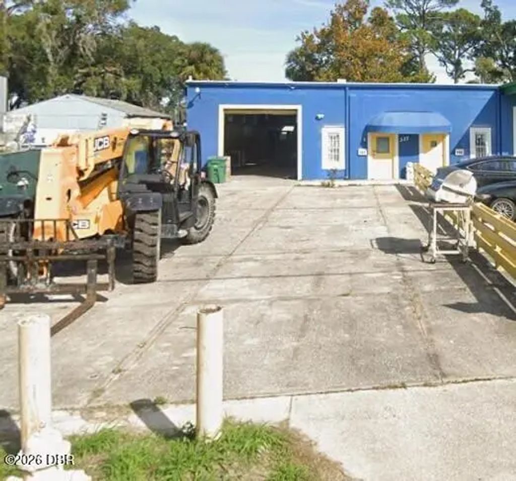 333 Carswell Avenue, Holly Hill