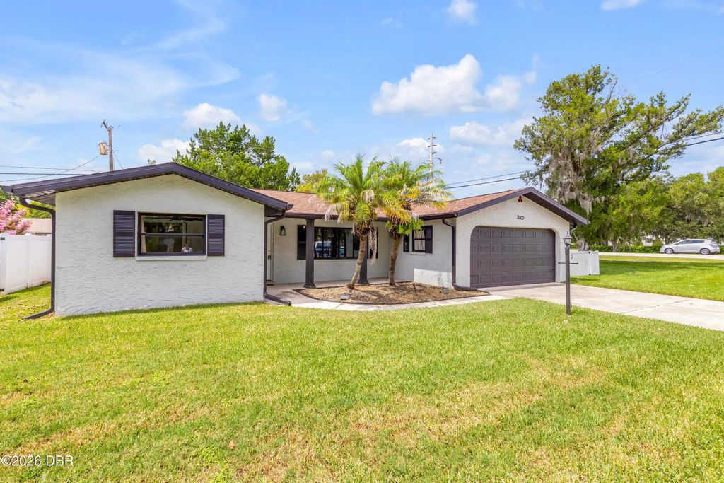 2000 Kenilworth Avenue, South Daytona