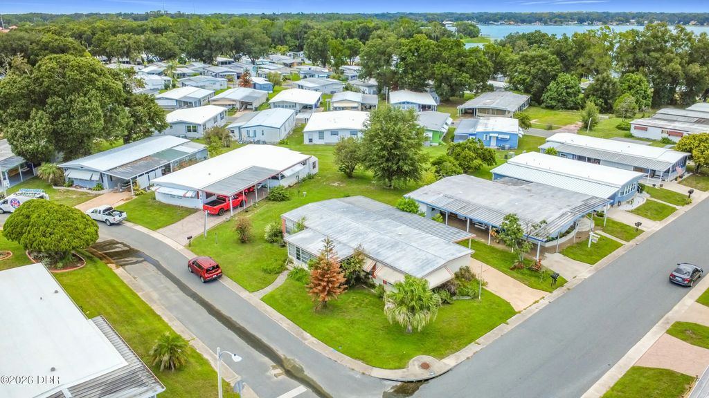 731 Forest Lake Drive, Lakeland