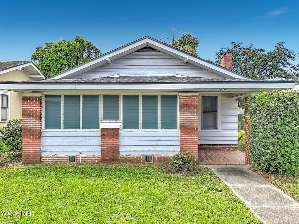 2474 S Sanford Avenue, Sanford