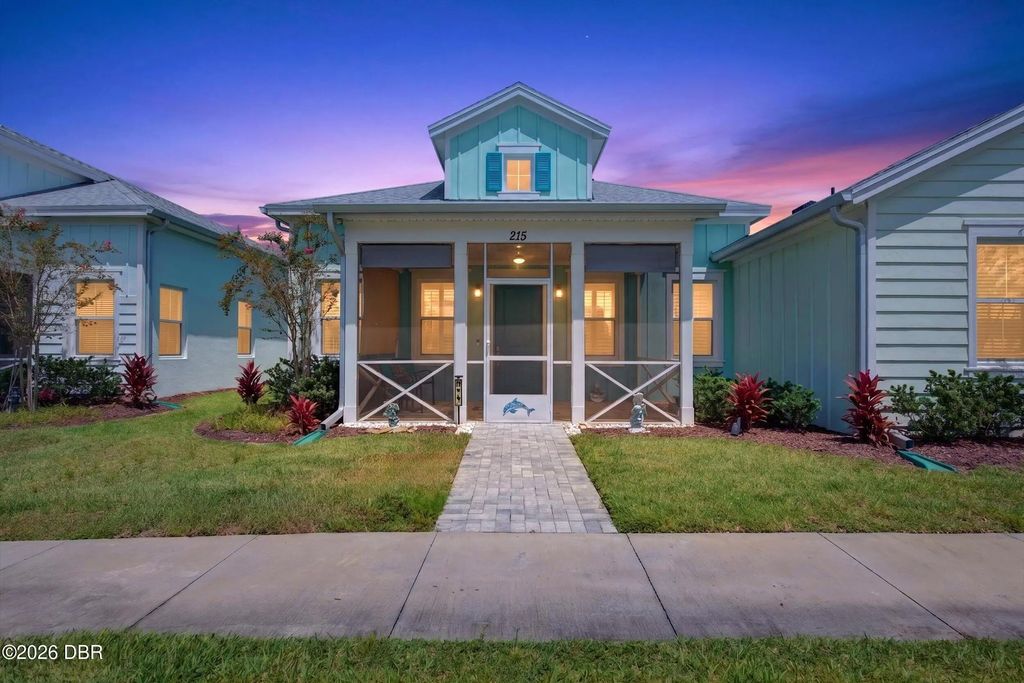 215 Hang Loose Way, Daytona Beach