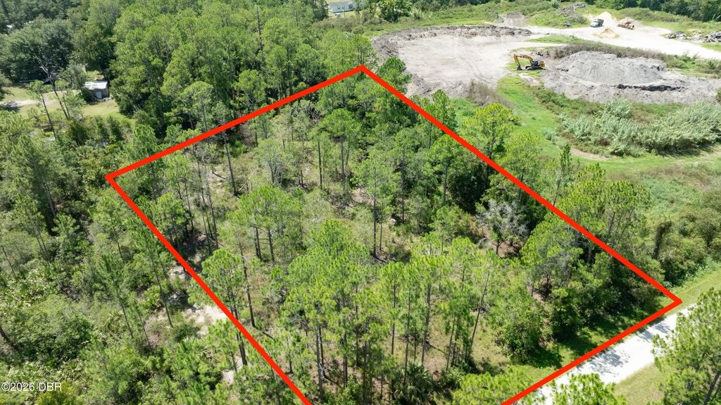 5669 Mango Avenue, Bunnell