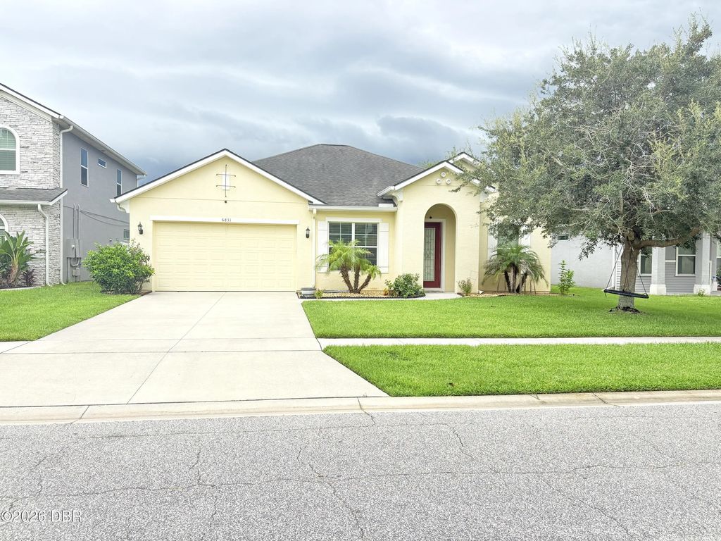 6831 Stoneheath Lane, Port Orange
