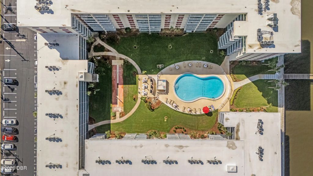 2711 N Halifax Avenue, Daytona Beach