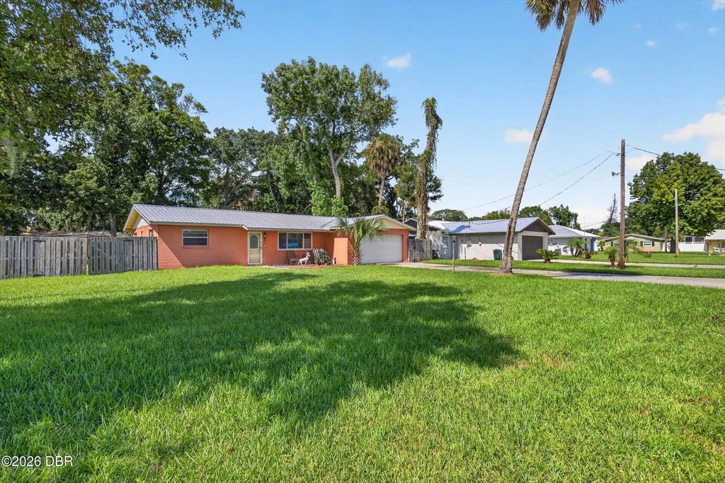 706 Boston Avenue, South Daytona