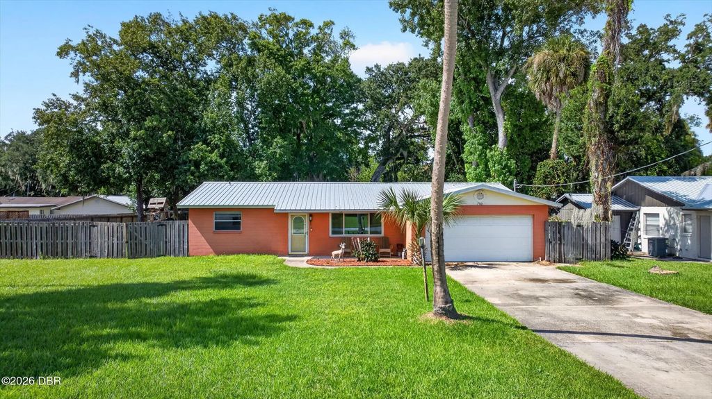 706 Boston Avenue, South Daytona