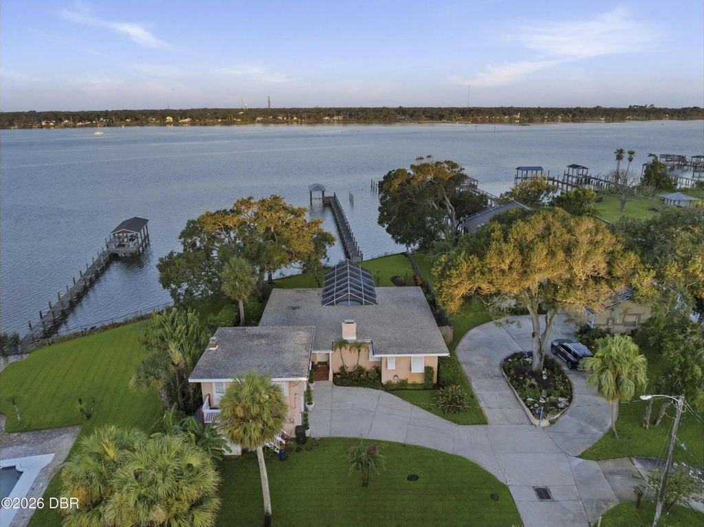 1209 N Halifax Avenue, Daytona Beach