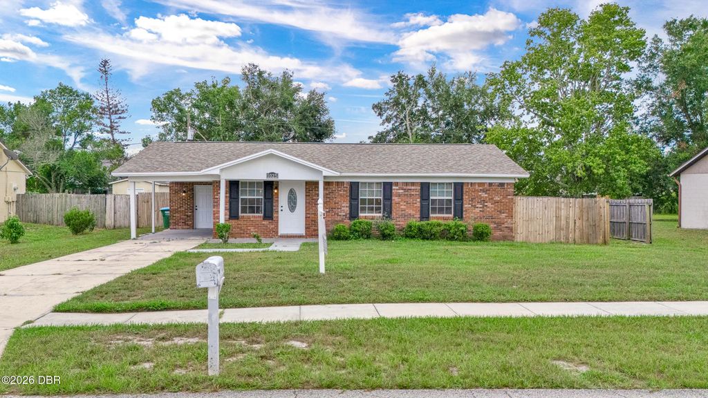 1025 Pinder Street, Deltona