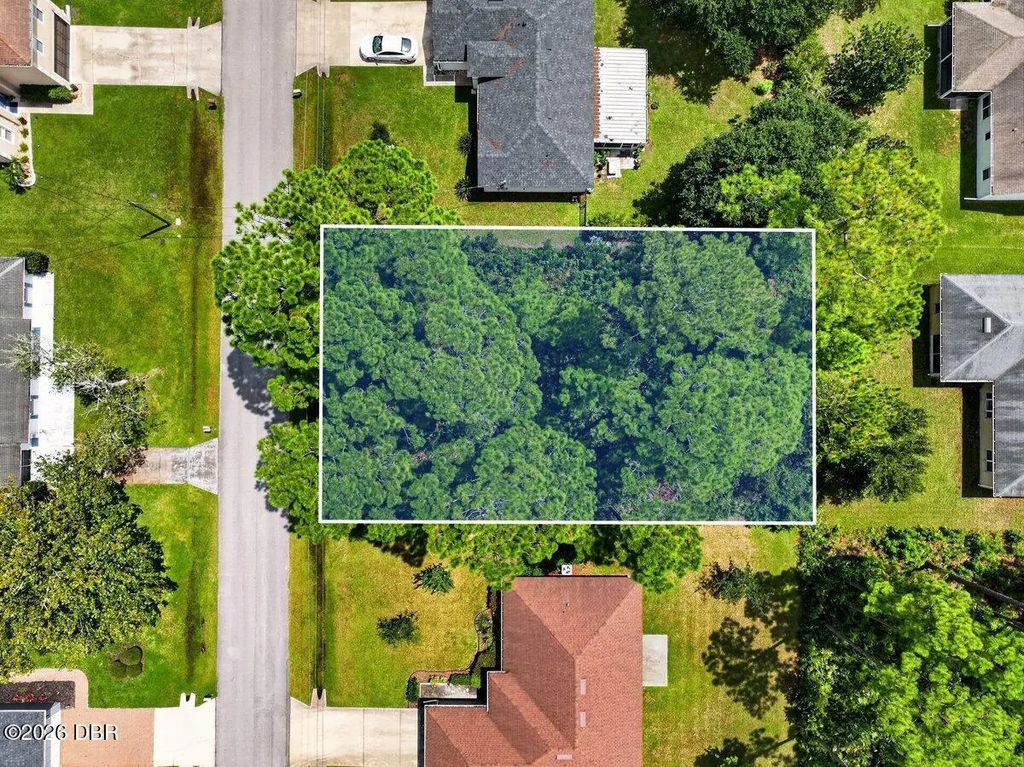 12 Undershire Path, Palm Coast