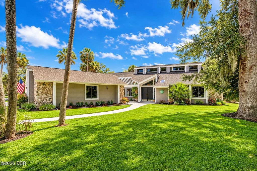 568 Pelican Bay Drive, Daytona Beach