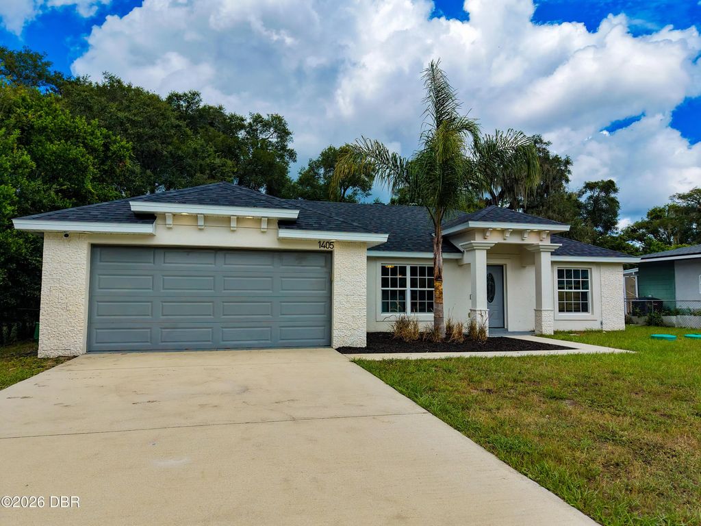 1405 E Voorhis Avenue, DeLand