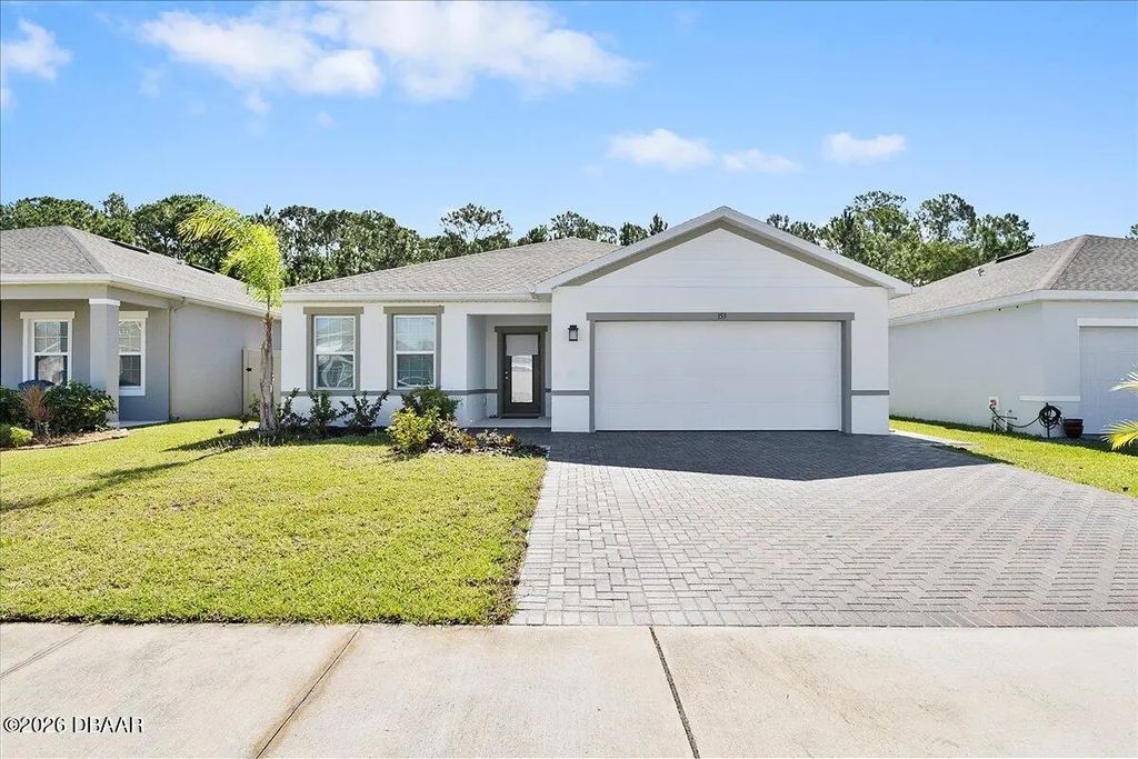 153 Eagle Harbor Way, Daytona Beach