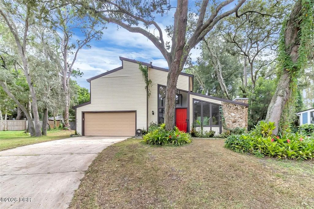 106 Westwind Court, Sanford