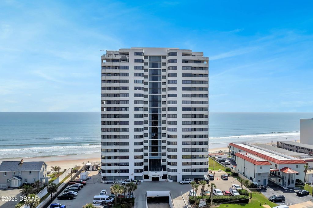 1420 N Atlantic Avenue, Daytona Beach