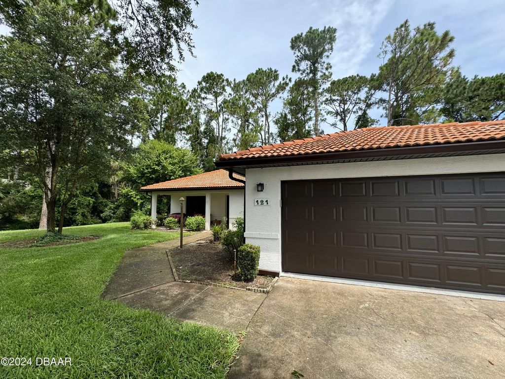 121 Tropic Bird Court, Daytona Beach