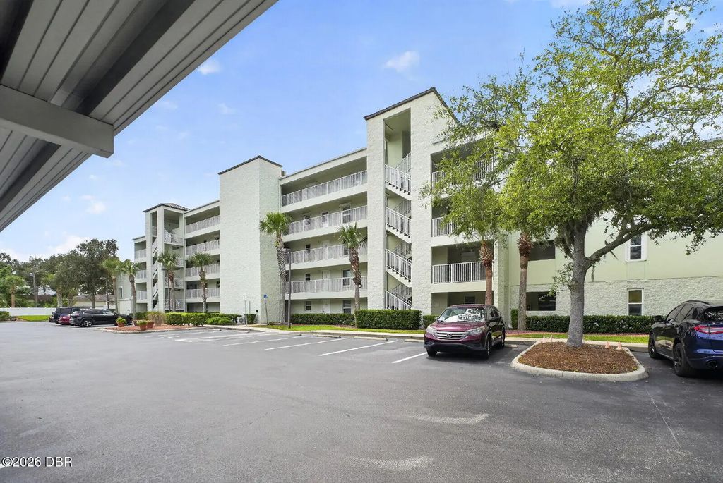 711 N Halifax Avenue, Daytona Beach