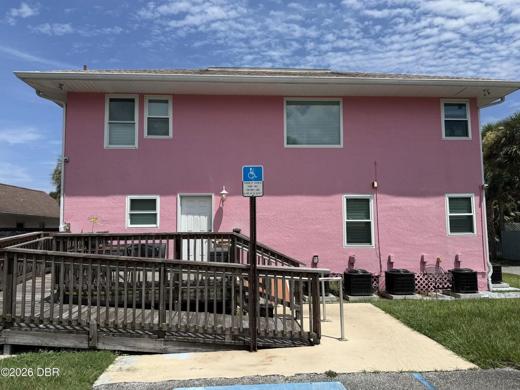 411 N Wild Olive Avenue, Daytona Beach